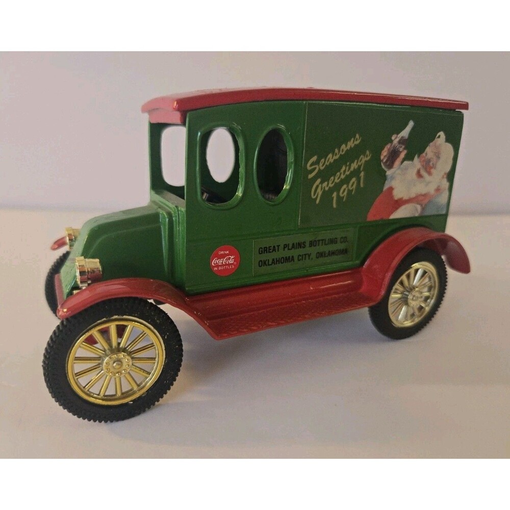 1920 CocaCola Seasons Greetings Santa Panel Delivery Truck BANK ERTL #1363 W Key